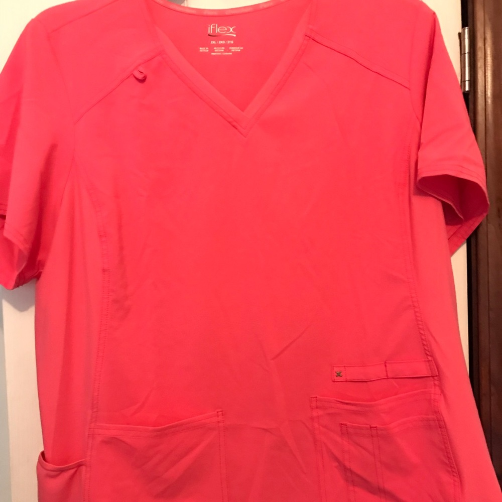 Women’s Cherokee infinity scrubs